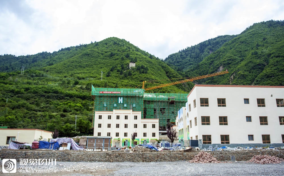 佳木斯地震最新動態(tài)，自然美景下的探索之旅